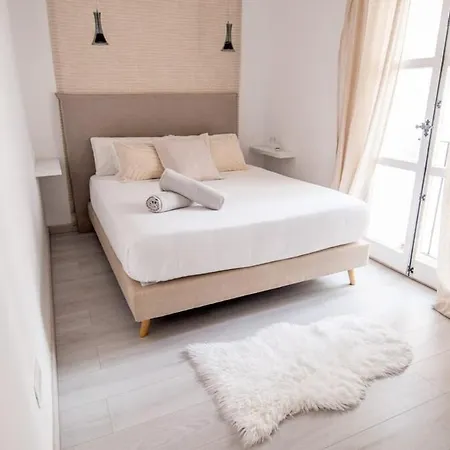 Puerto Banus Marina Apartment! * Marbellac