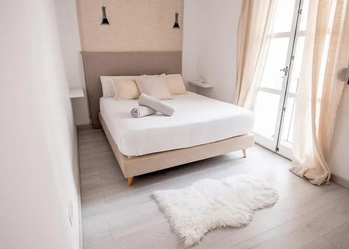 Puerto Banus Marina Apartment! * Marbella